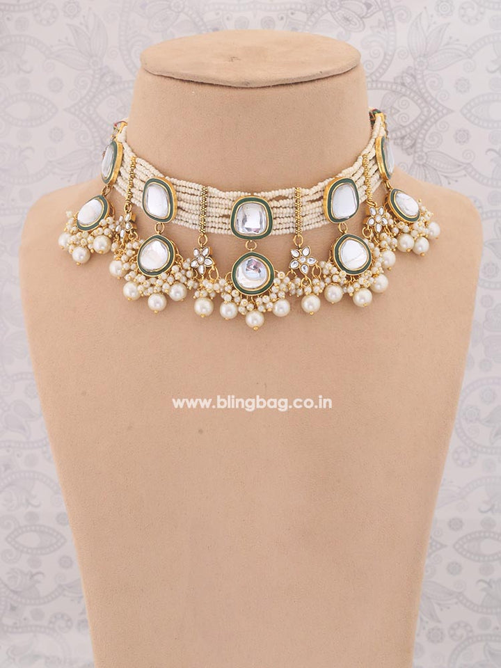 Ivory Deepti Kundan Jewellery Set