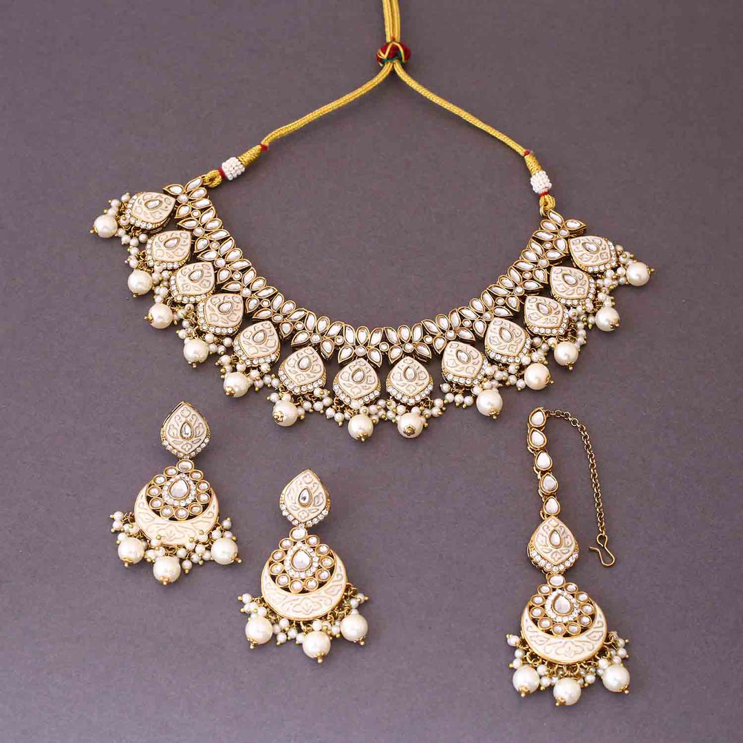 Ivory Dharvi Kundan Jewellery Set