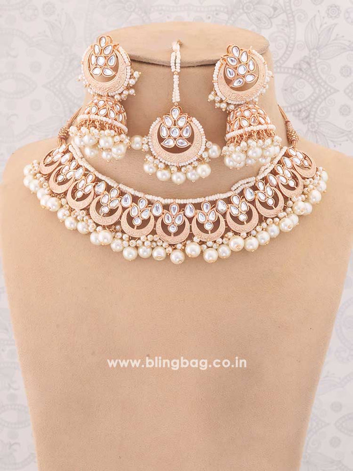 Ivory Dhisana Kundan Jewellery Set