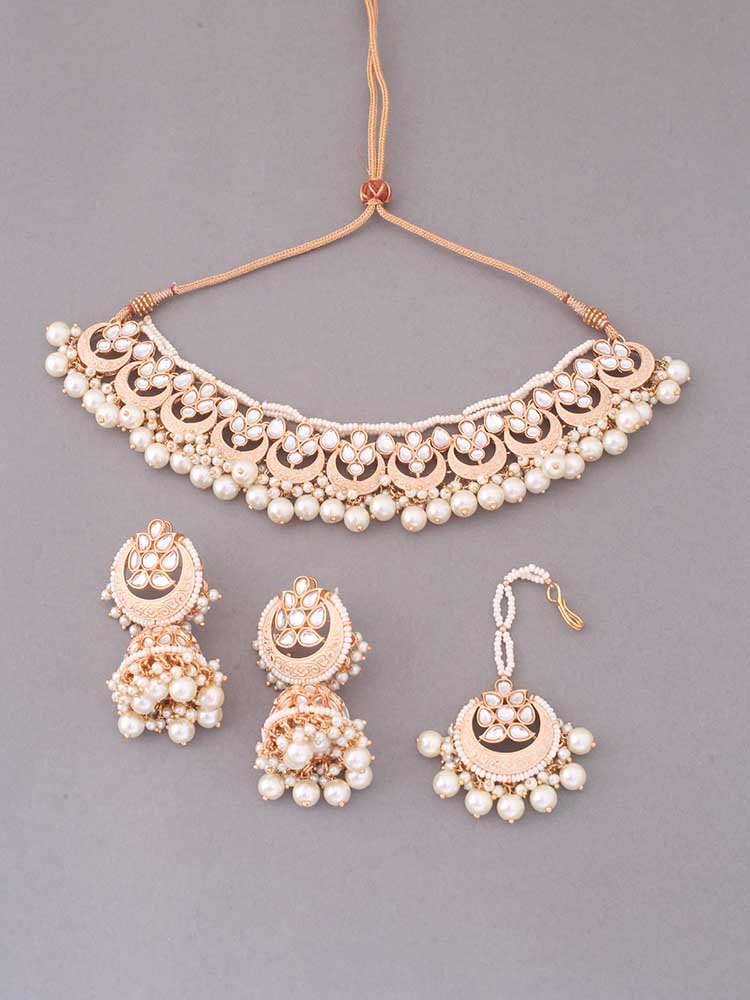 Ivory Dhisana Kundan Jewellery Set