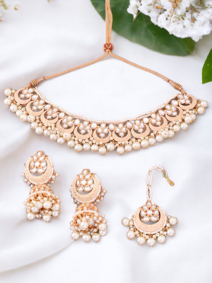 Ivory Dhisana Kundan Jewellery Set