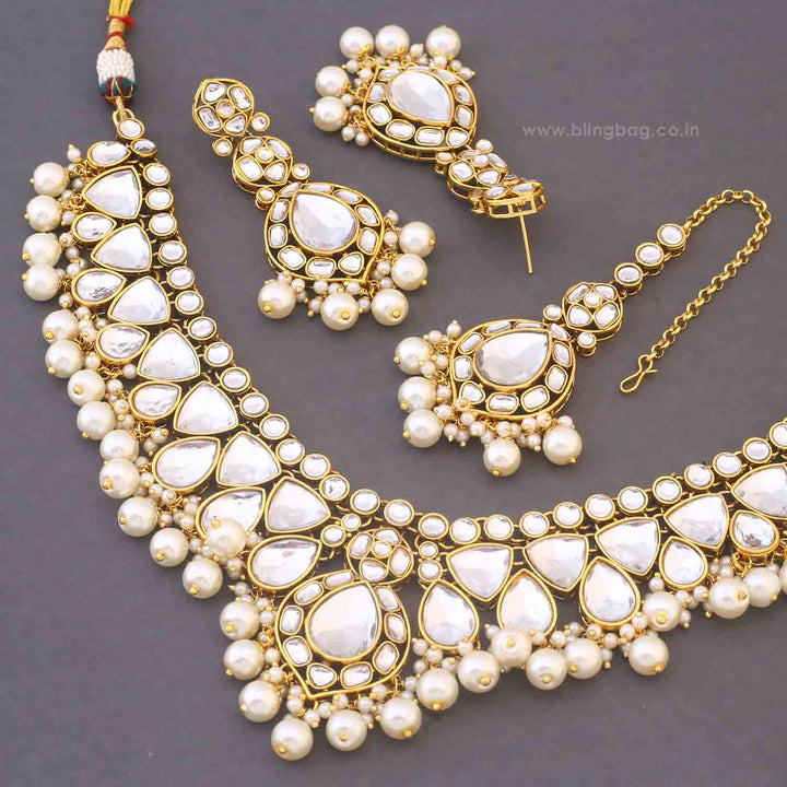 Ivory Divita Kundan Jewellery Set