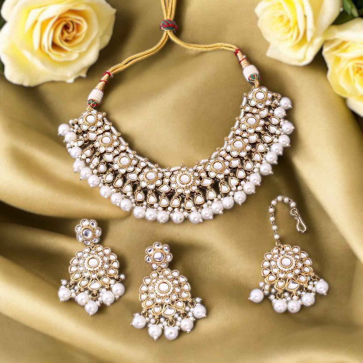 Ivory Ekiya Kundan Jewellery Set