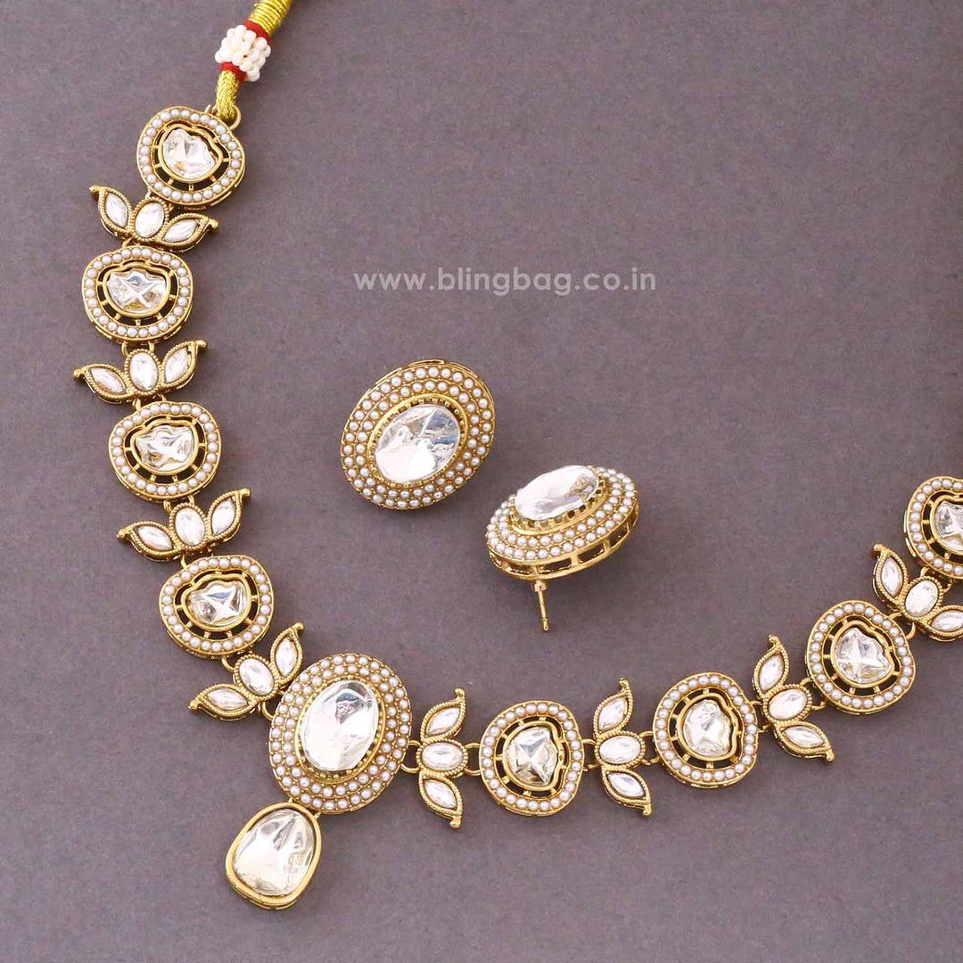 Ivory Emilyia Kundan Jewellery Set- New Arrivals
