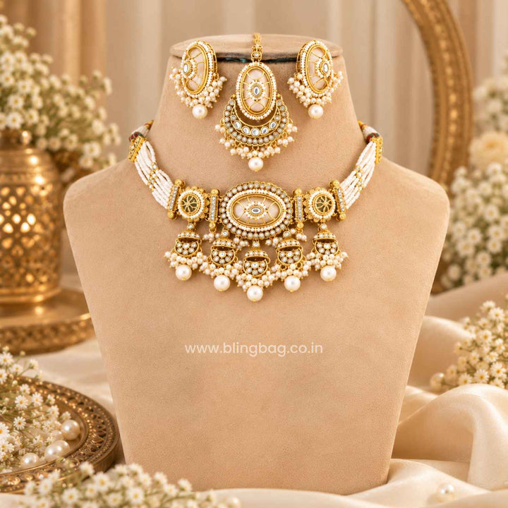 Ivory Eshvi Kundan Jewellery Set
