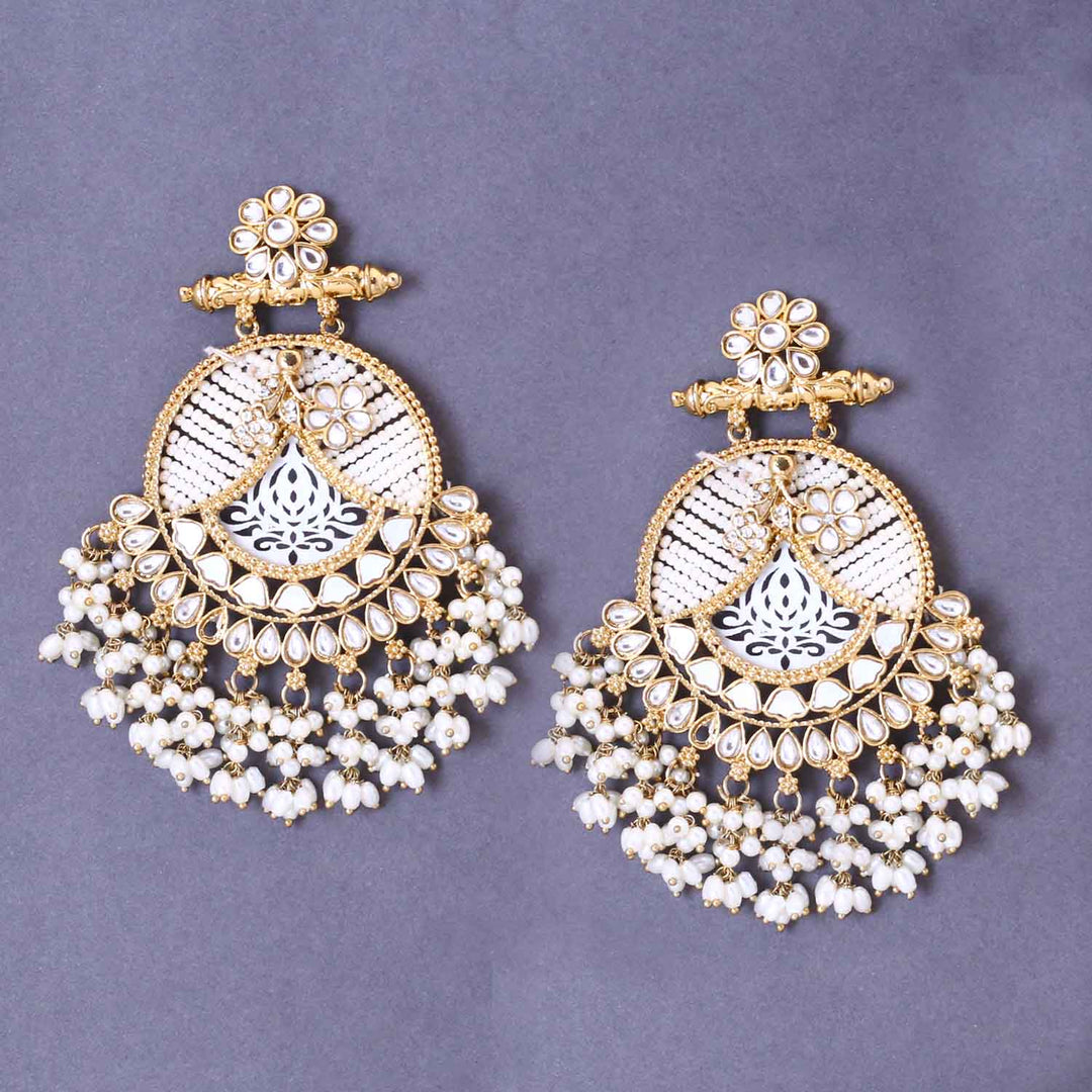 Ivory Fareena Chandbalis