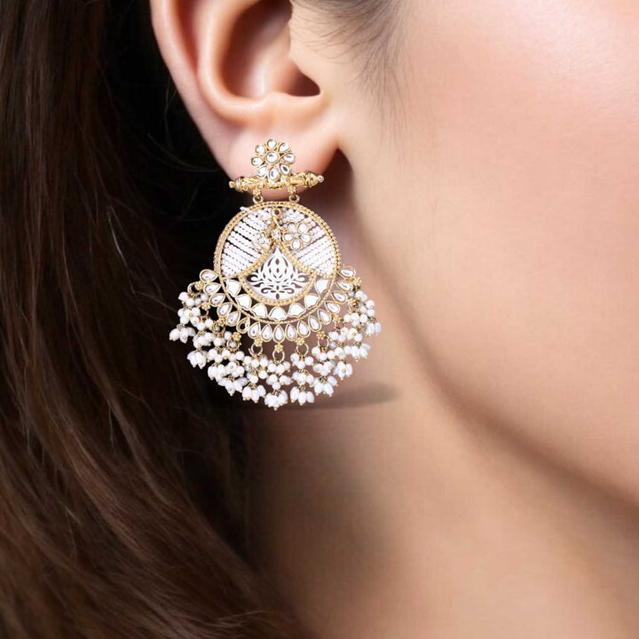 Ivory Fareena Chandbalis