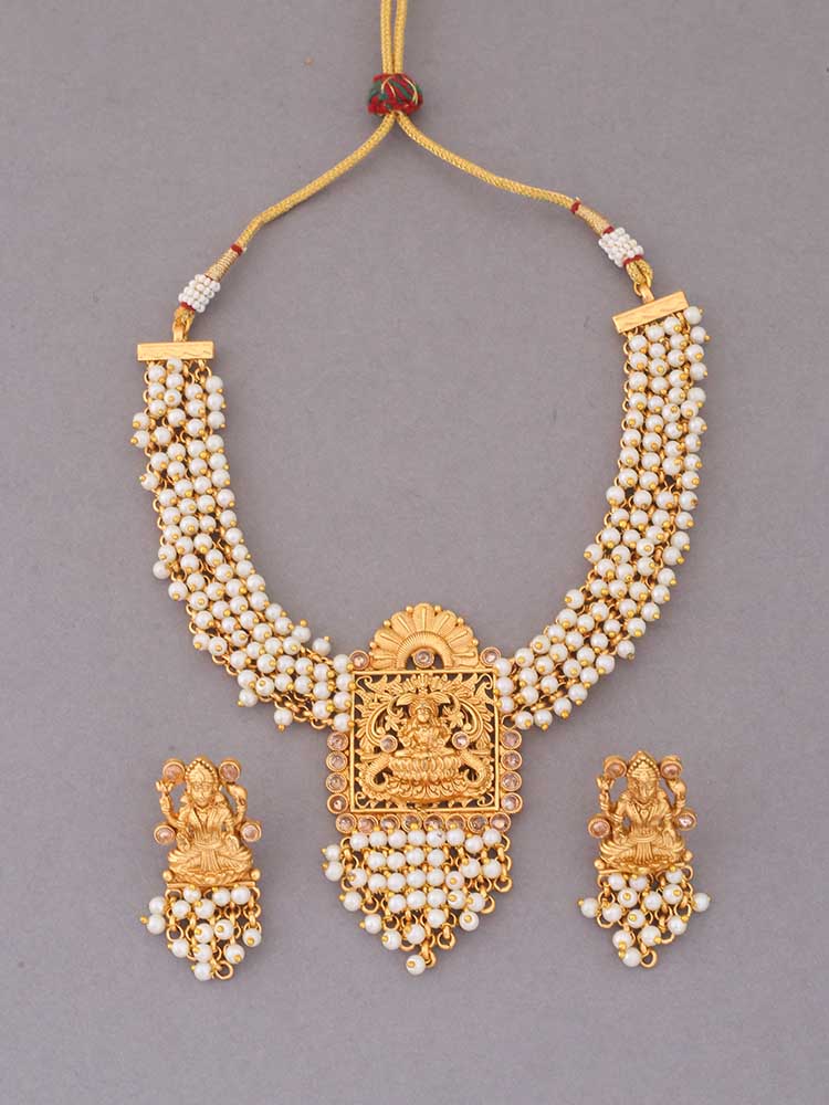 Ivory Ghorarupa Temple Jewellery Set
