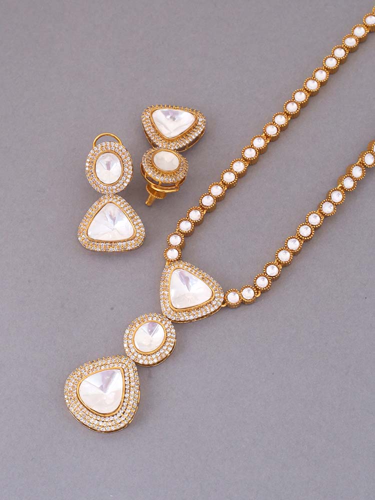 Ivory Gwendolyn Jewellery Set