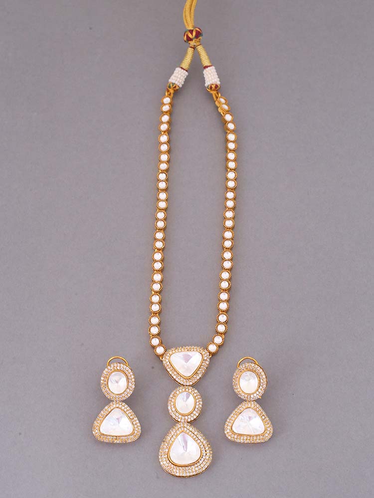 Ivory Gwendolyn Jewellery Set