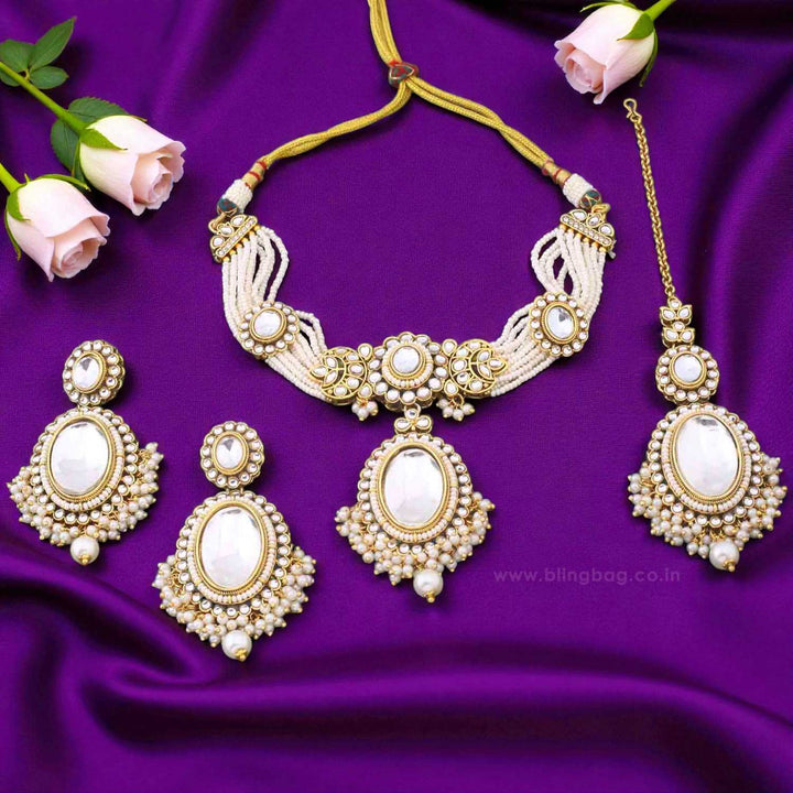 Ivory Harshini Kundan Jewellery Set