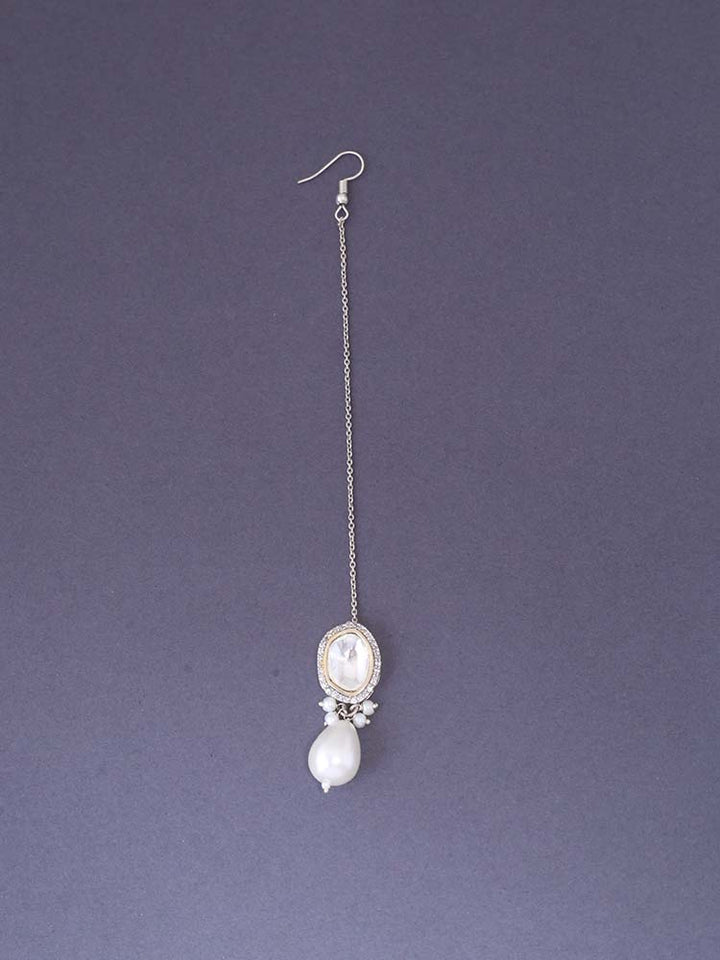 Ivory Hatita Maang Tikka