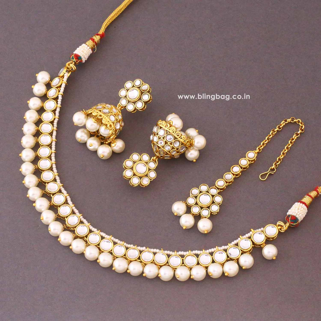 Ivory Himshri Kundan Jewellery Set