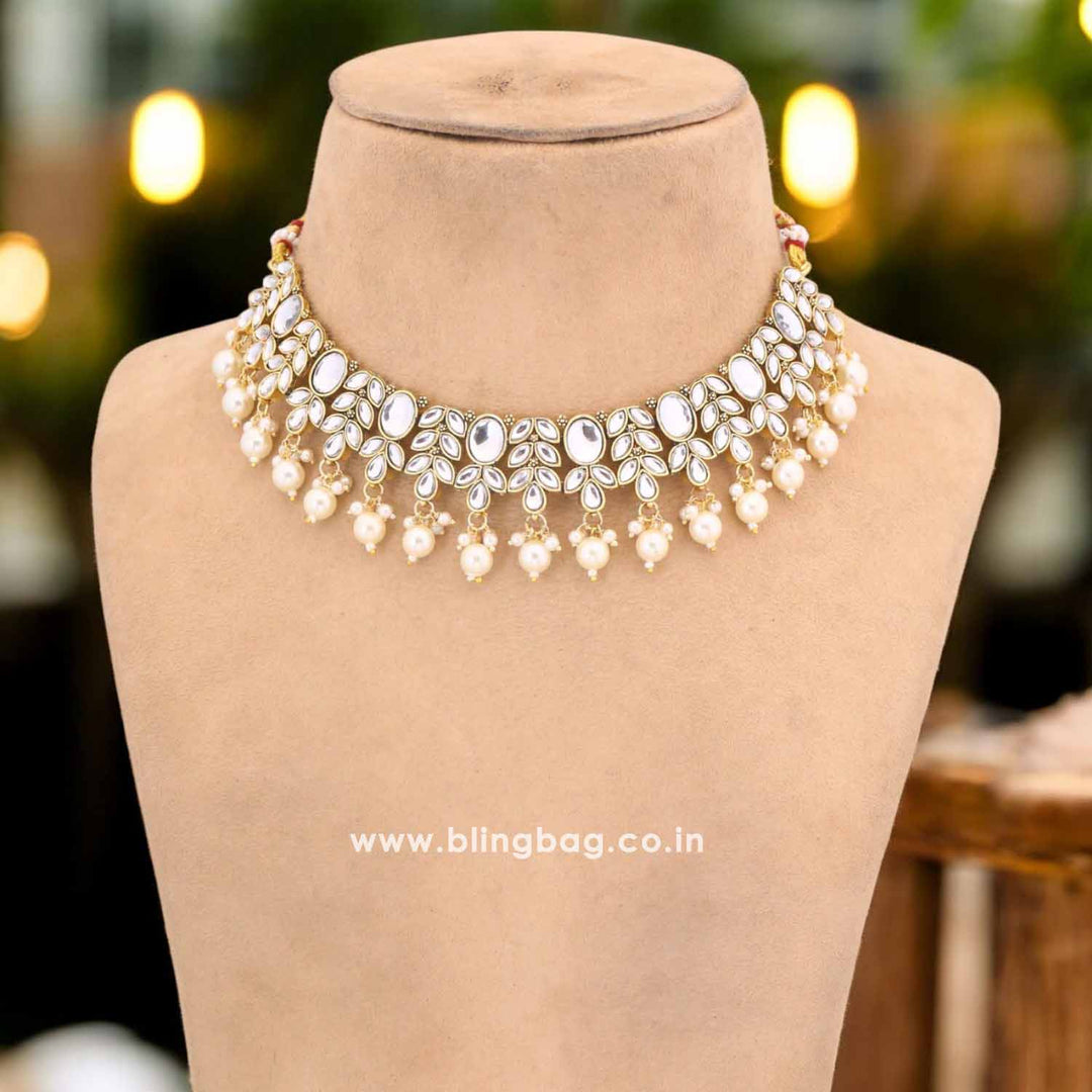 Ivory Iraaya Kundan Jewellery Set