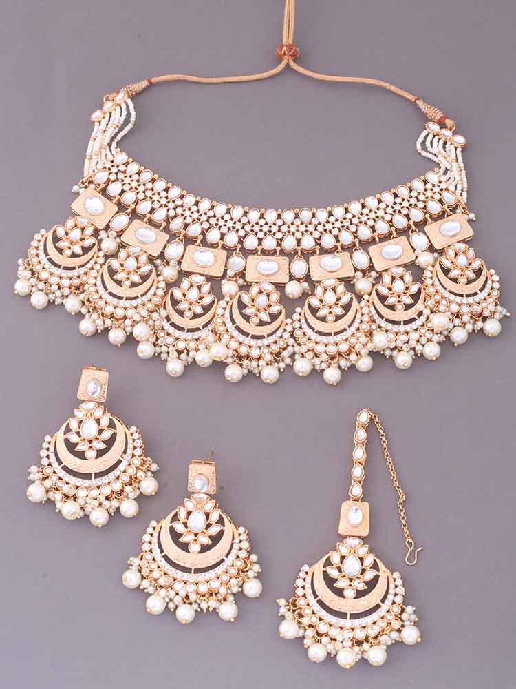 Ivory Itkari Jewellery Set