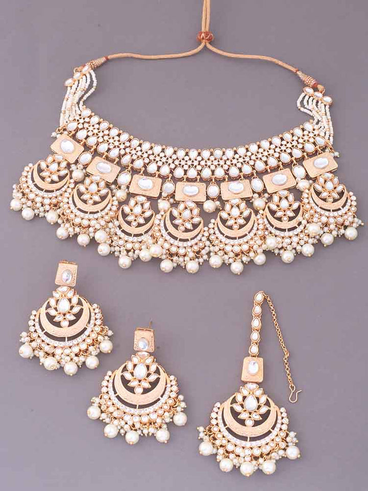 Ivory Itkari Jewellery Set