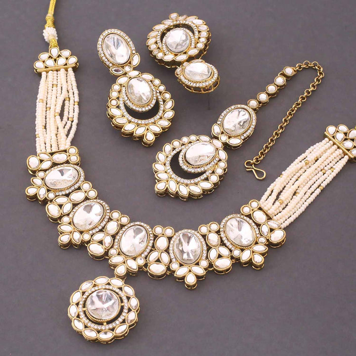 Ivory Jayashree Kundan Jewellery Set