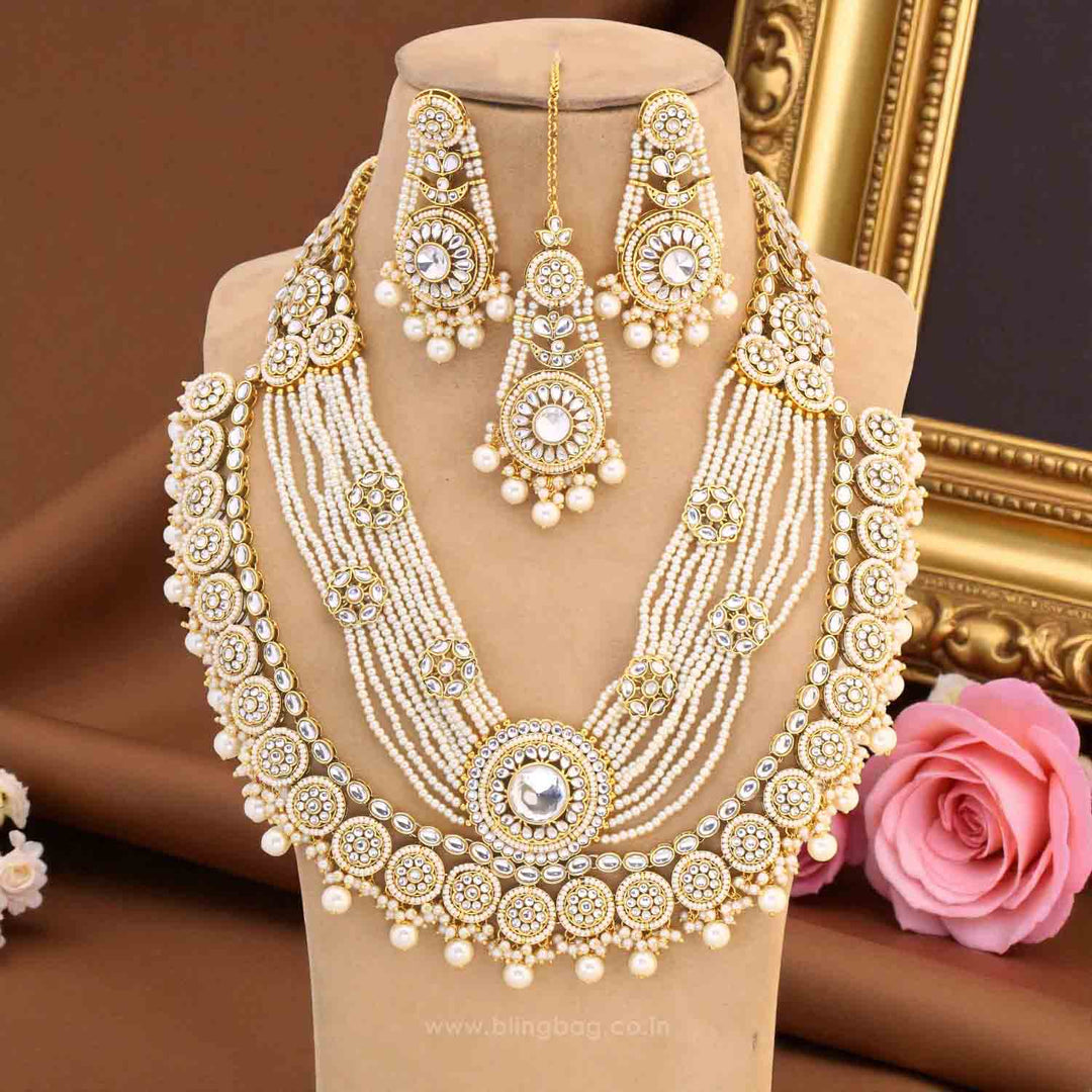 Ivory Kaivalya Kundan Jewellery Set