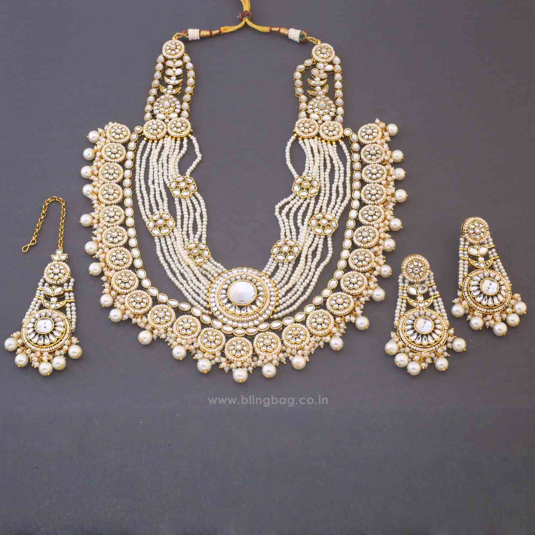 Ivory Kaivalya Kundan Jewellery Set