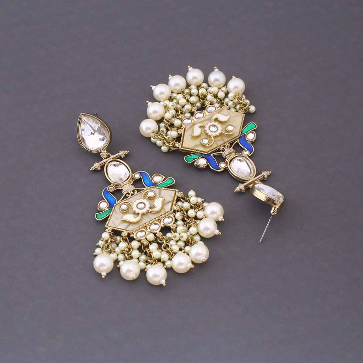 Ivory Karina Danglers