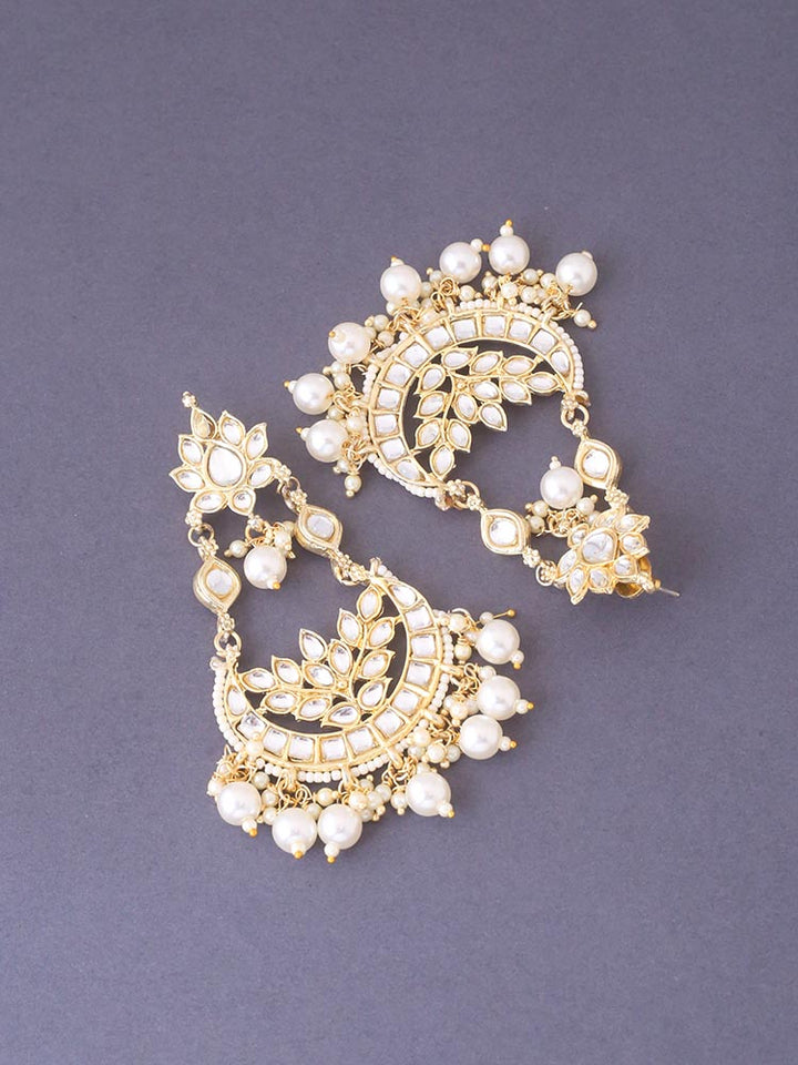 Ivory Karuna Chandbalis