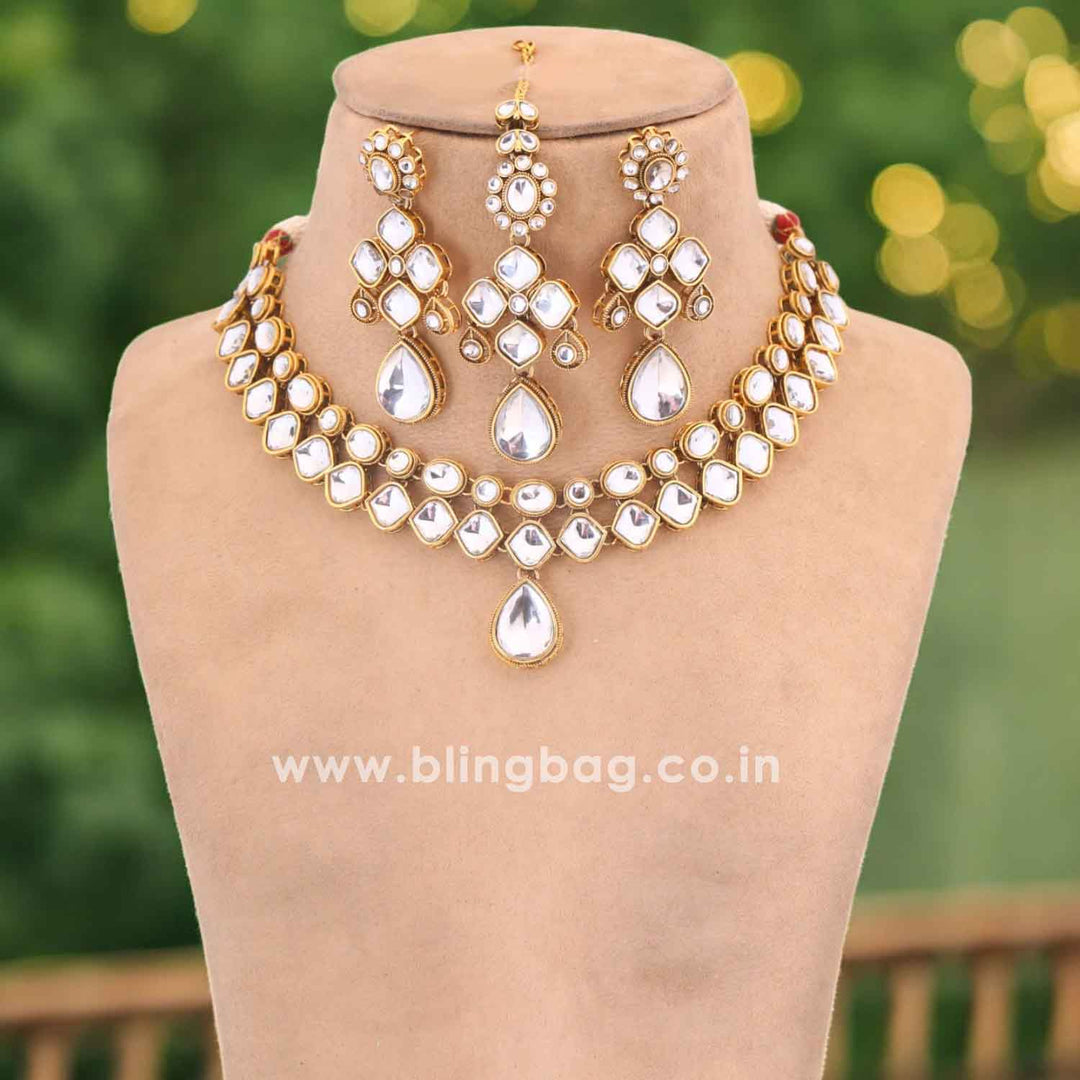 Ivory Kharuya Kundan Jewellery Set