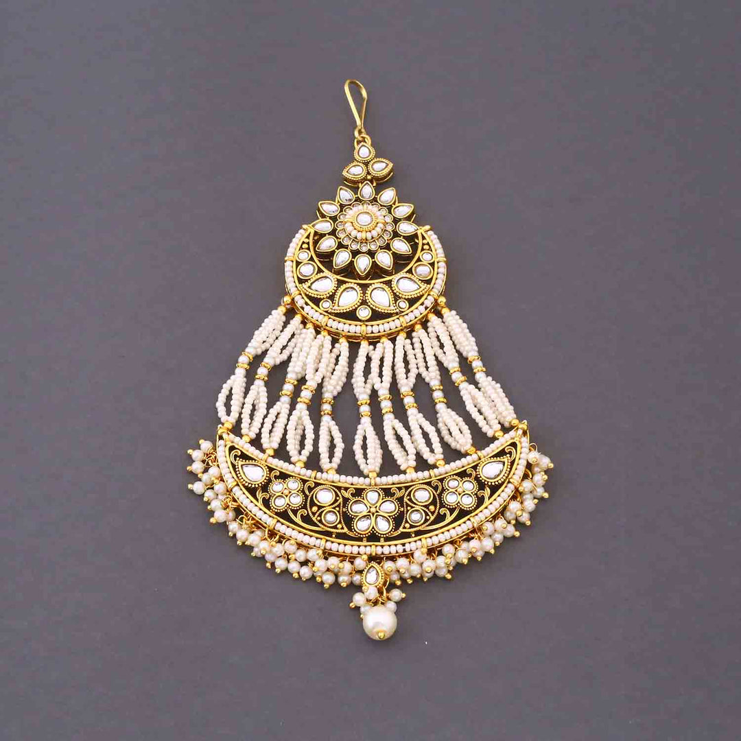 Ivory Kshirja  Kundan Bridal Jewellery Set