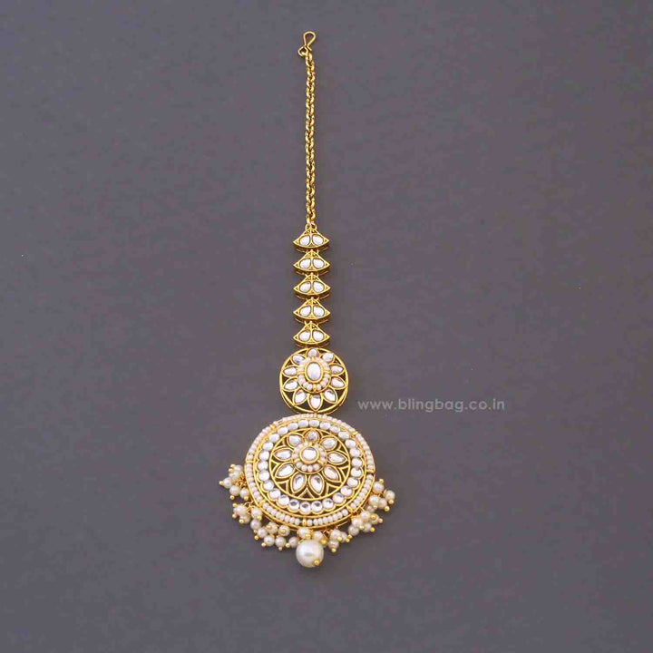 Ivory Lavika Kundan Bridal Jewellery Set