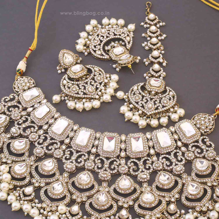 Ivory Lipika Kundan Jewellery Set