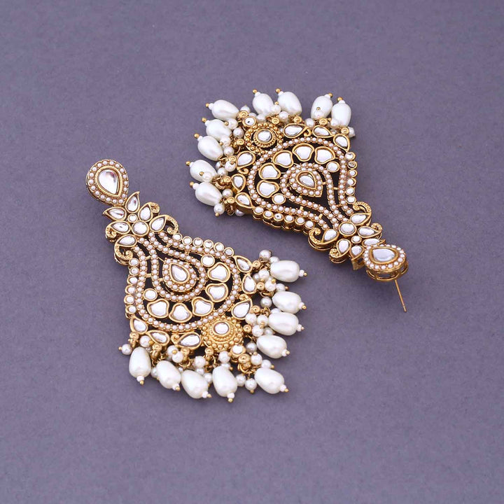 Ivory Maalika Chandbalis