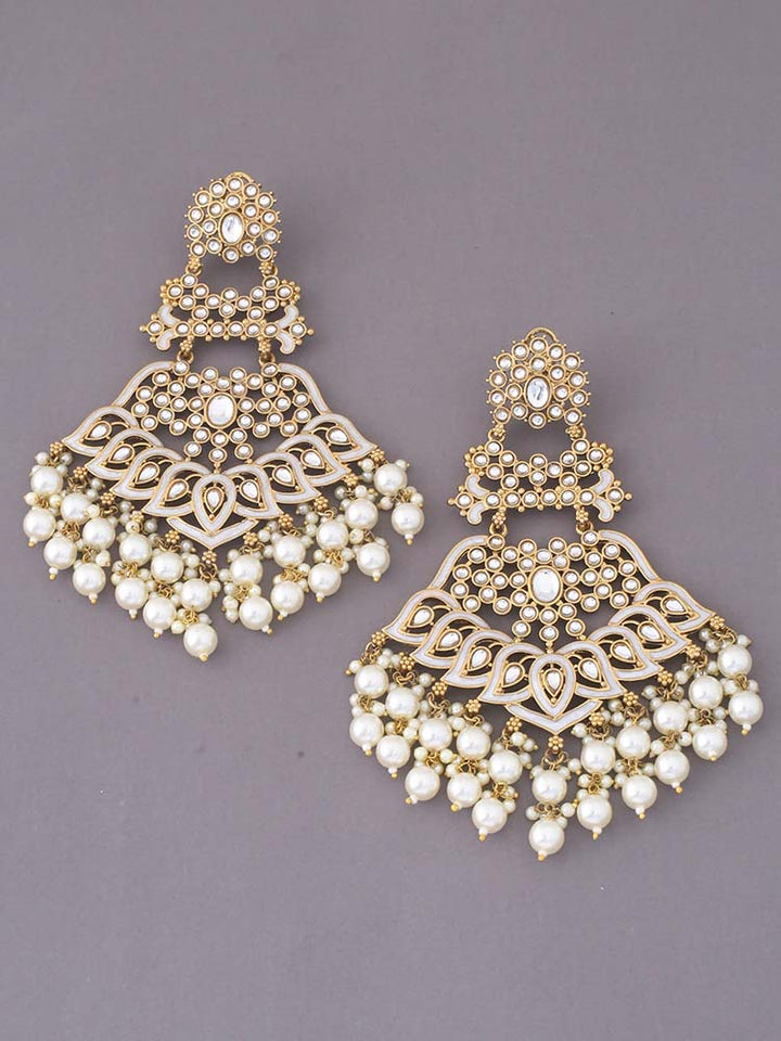 Ivory Maanvi Chaandbalis