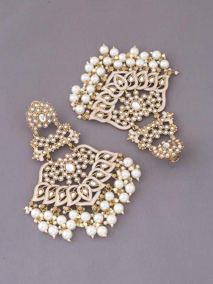 Ivory Maanvi Chaandbalis