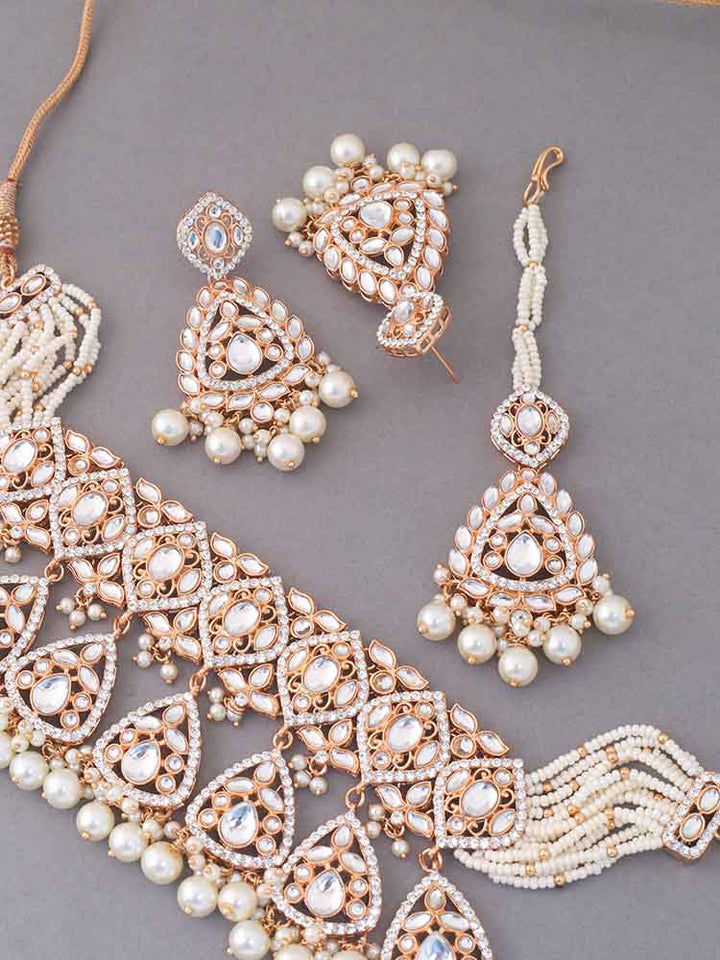 Ivory Maanyata Kundan Jewellery Set