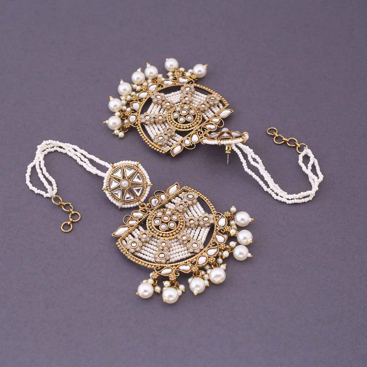 Ivory Madhaya Sahara Chandbalis