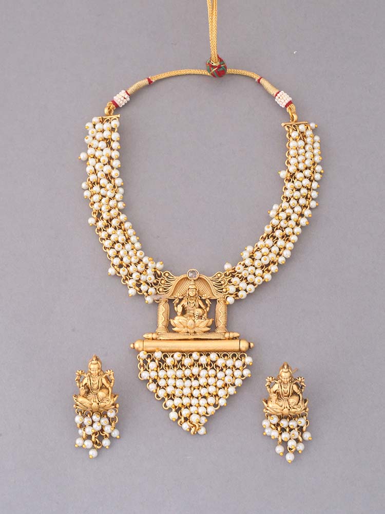 Ivory Mahabhakti Temple Jewellery Set