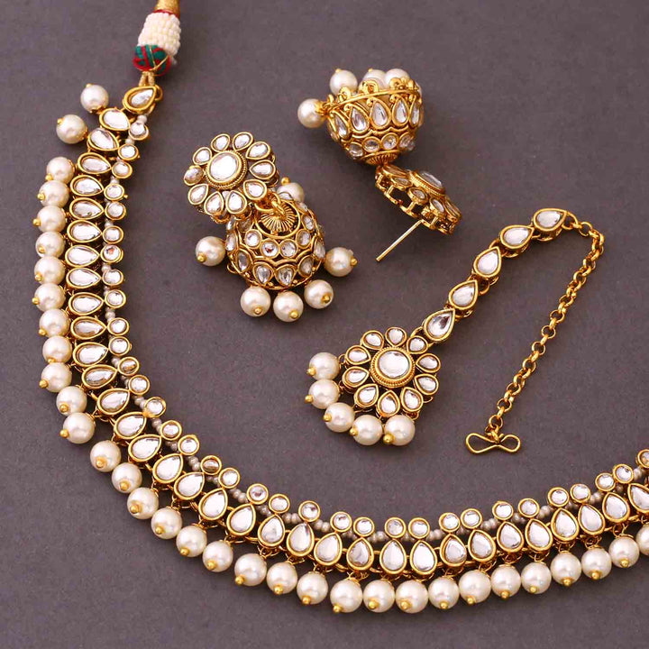 Ivory Mahiya Kundan Jewellery Set