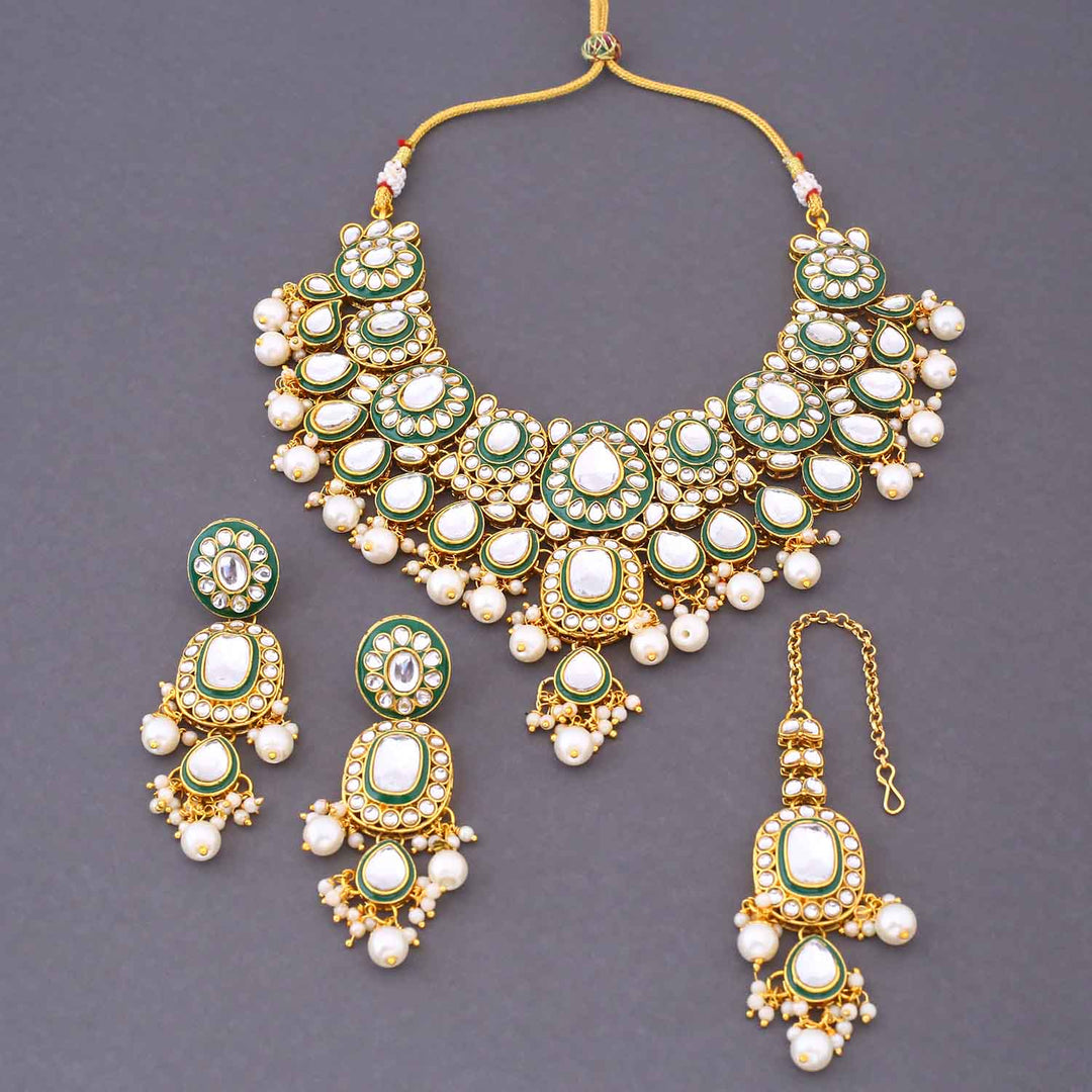 Ivory Malyavanti Kundan Jewellery Set