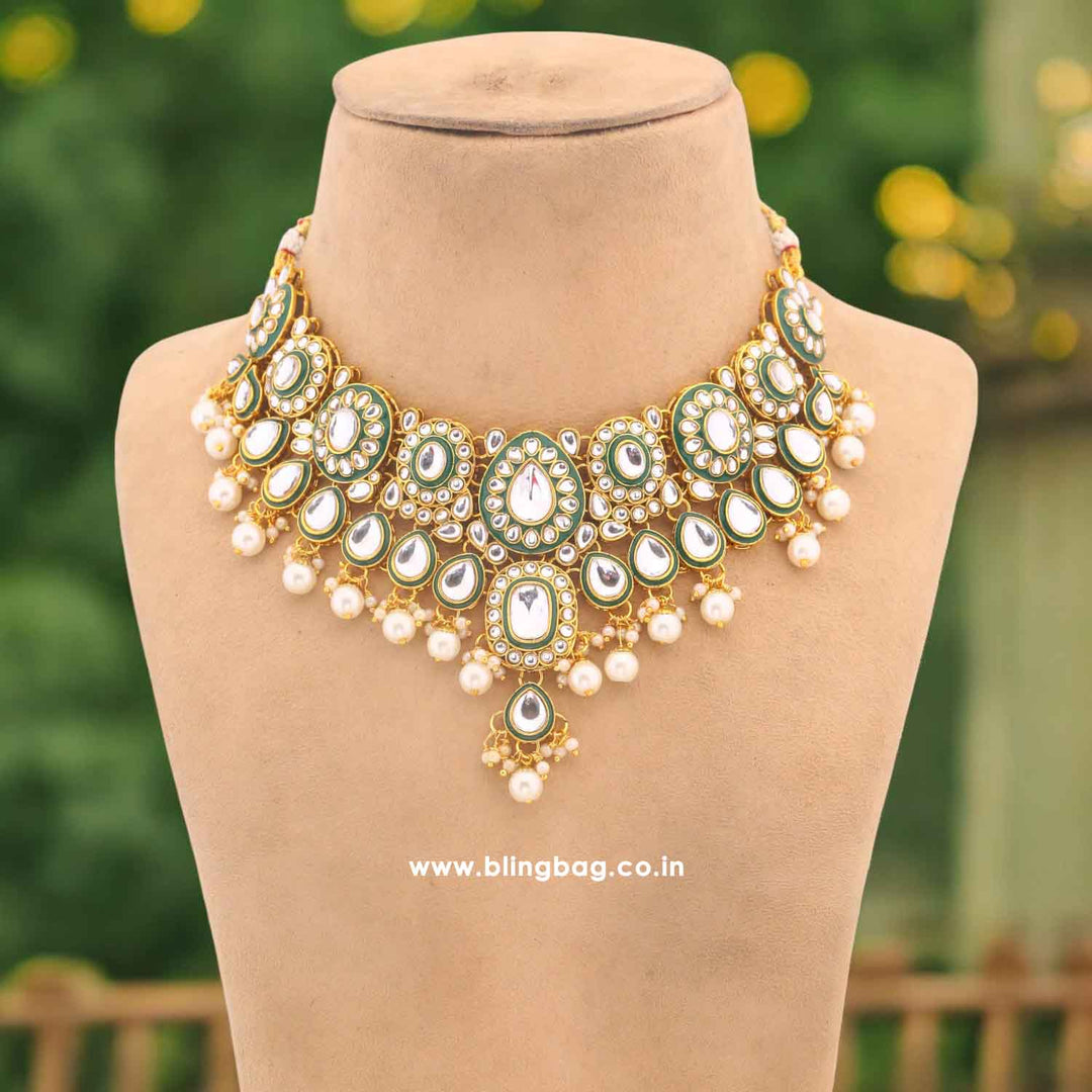 Ivory Malyavanti Kundan Jewellery Set