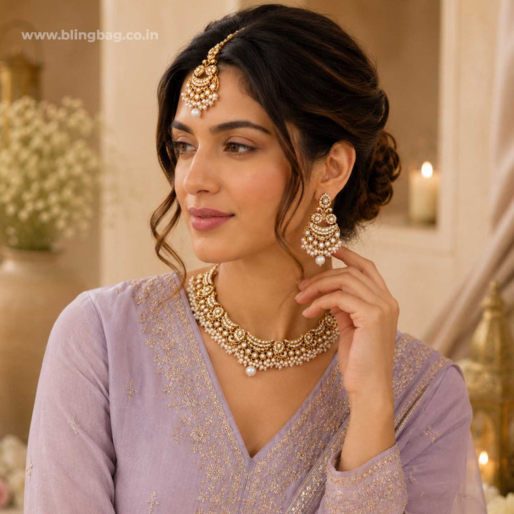 Ivory Meeraita Kundan Jewellery Set