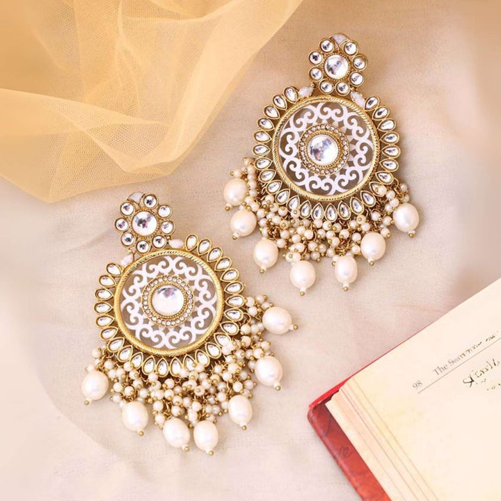 Ivory Miraya Chandbalis