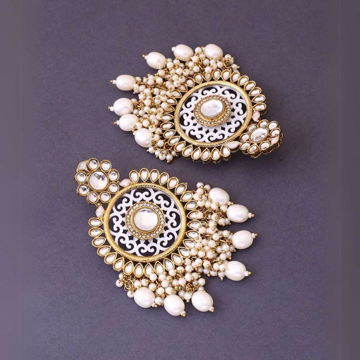 Ivory Miraya Chandbalis