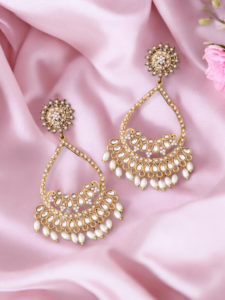 Ivory Mishti Chandbalis