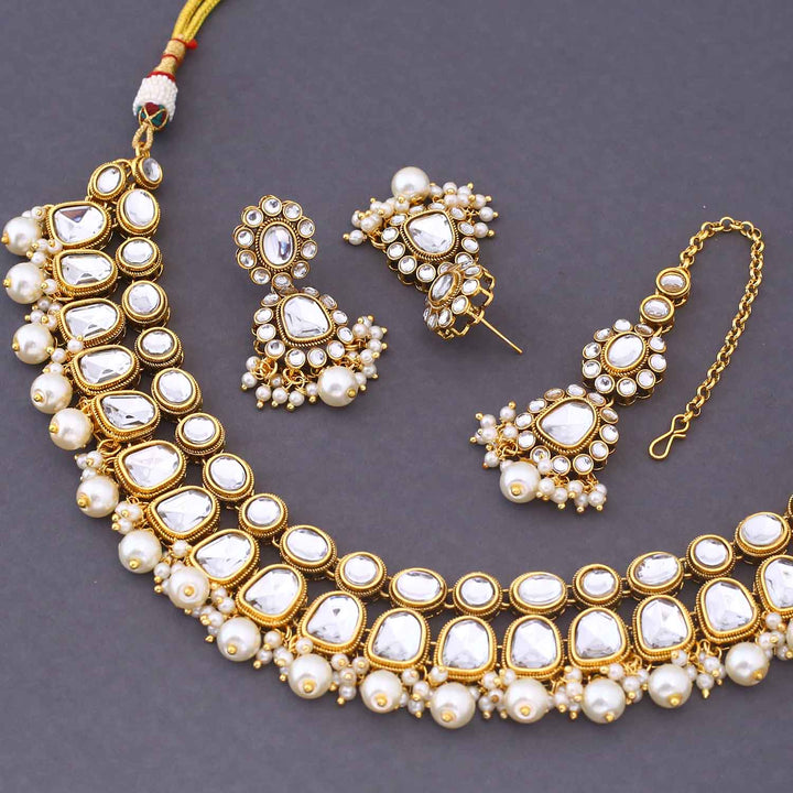 Ivory Nagima Kundan Jewellery Set