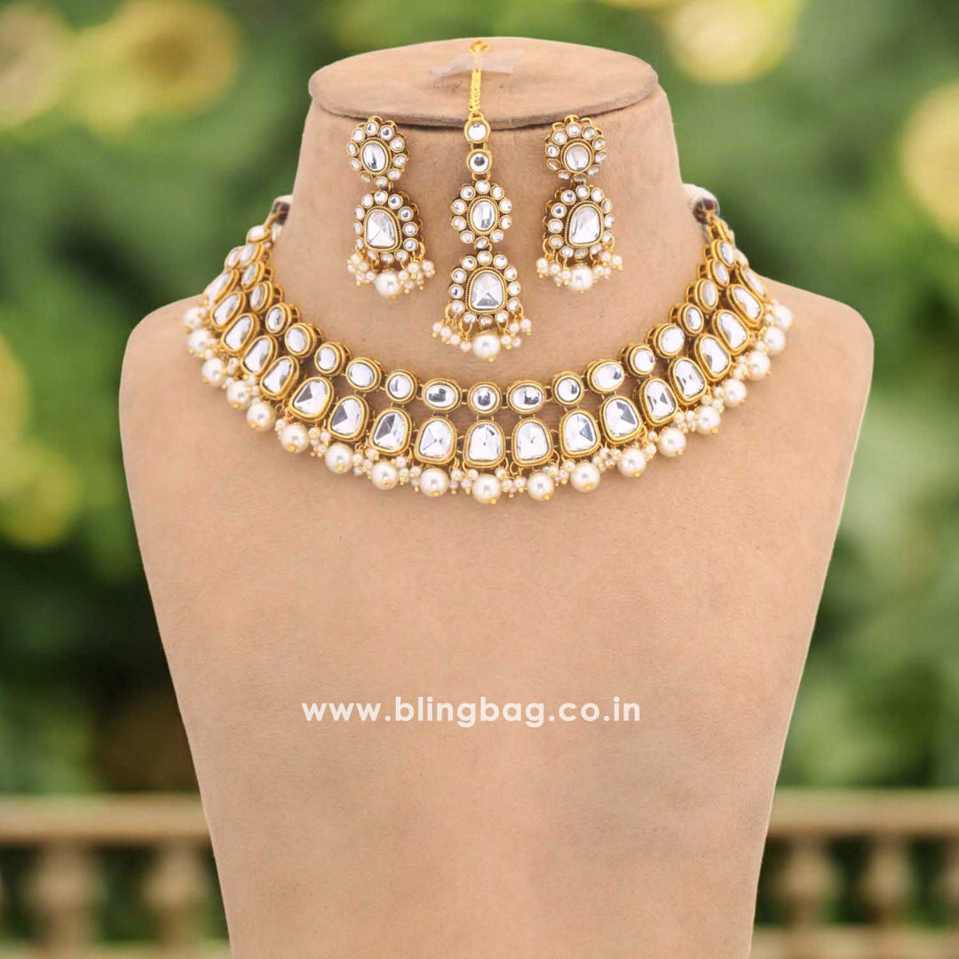 Ivory Nagima Kundan Jewellery Set