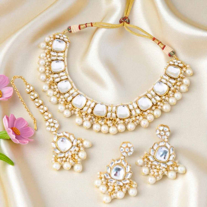Ivory Namya Kundan Jewellery Set
