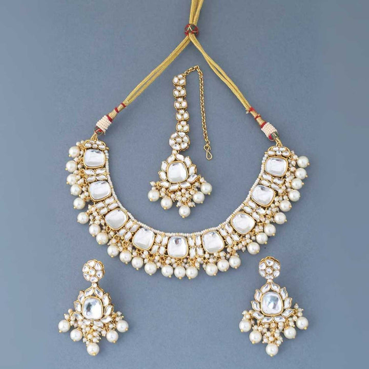 Ivory Namya Kundan Jewellery Set