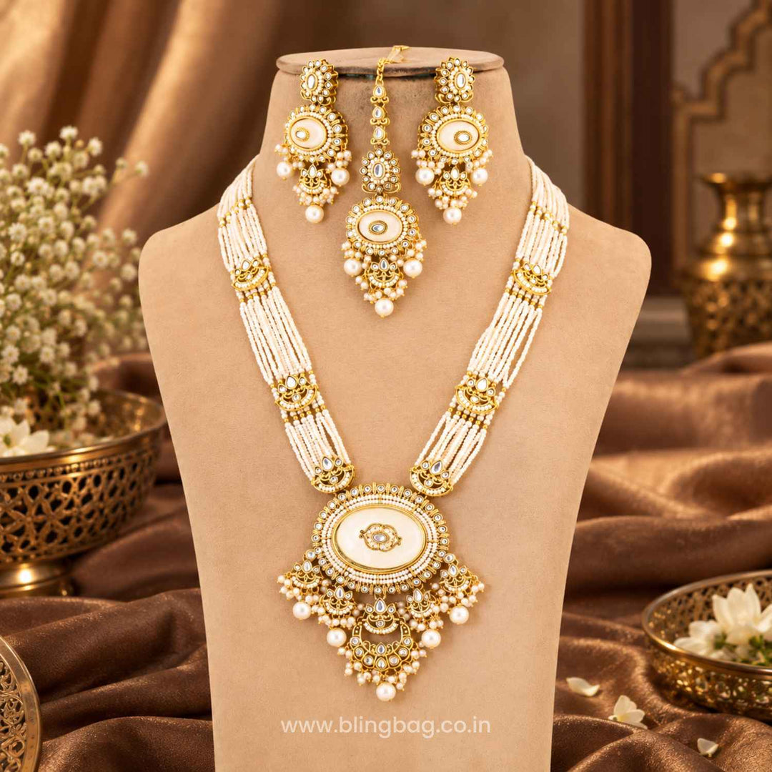 Ivory Navya Kundan Jewellery Set