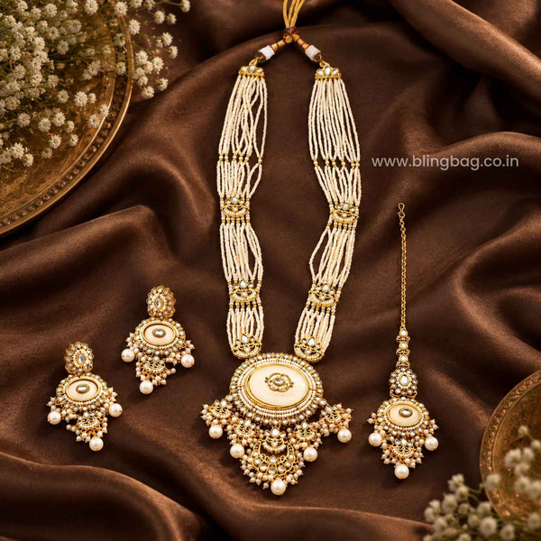 Ivory Navya Kundan Jewellery Set