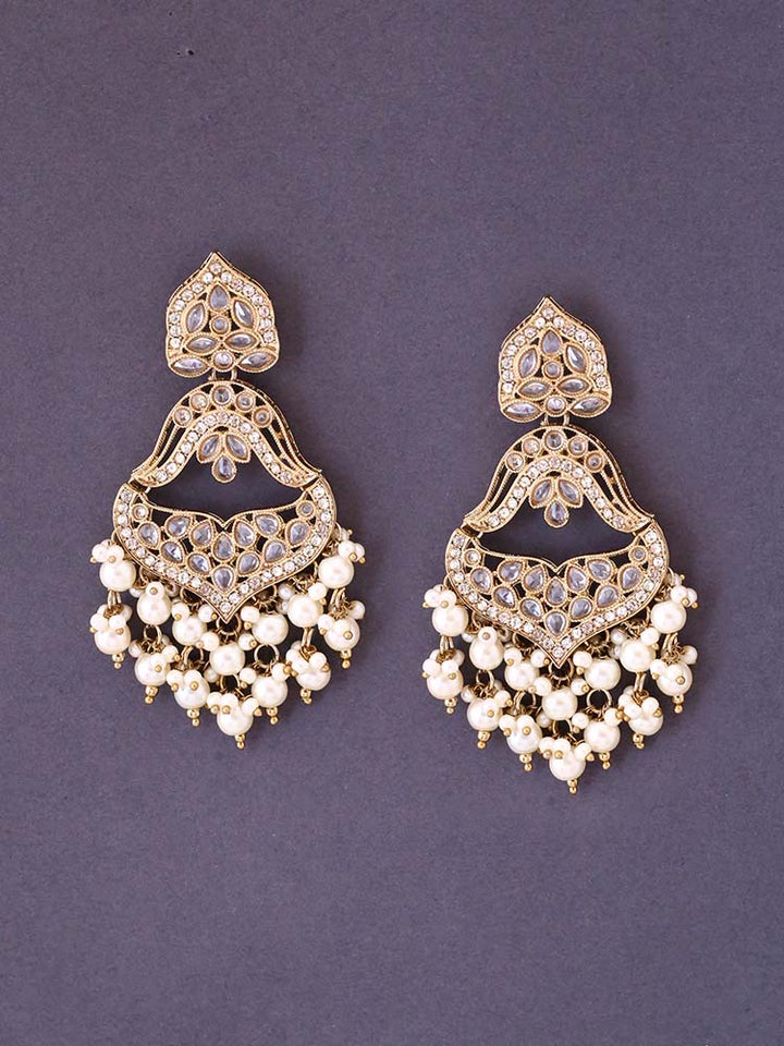 Ivory Navyaani Chandbalis