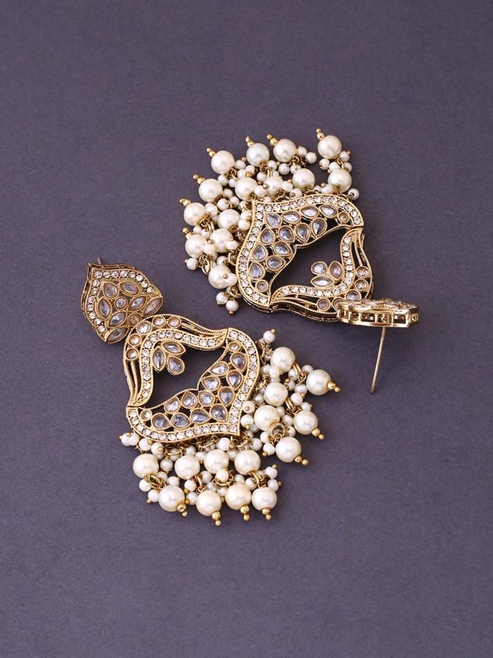 Ivory Navyaani Chandbalis